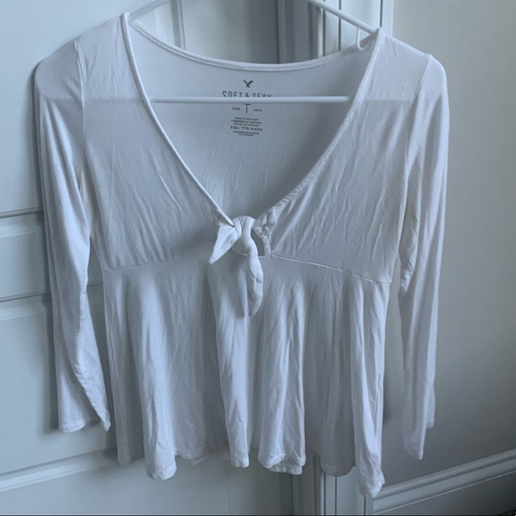 White long sleeve - Picture 2 of 3